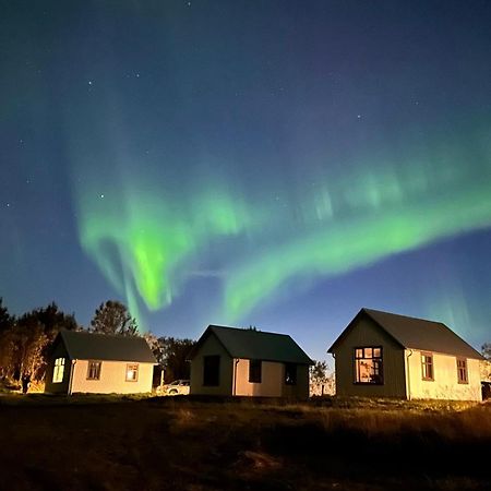 Askot Cottages Hella Bagian luar foto