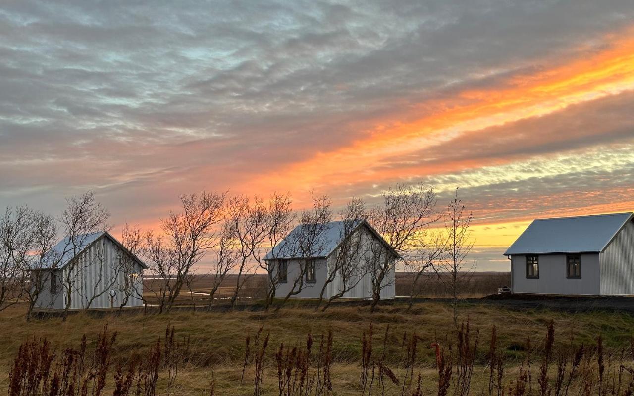 Askot Cottages Hella Bagian luar foto